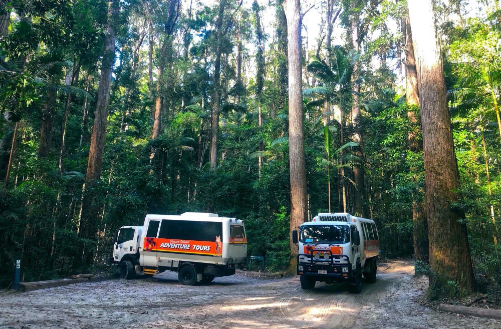 fraser-island-tour-4wd-vehicles-1